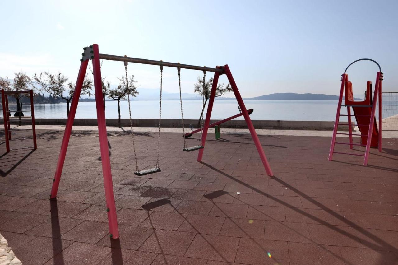 Studio Apartman Mihaella Kaštela Exterior foto