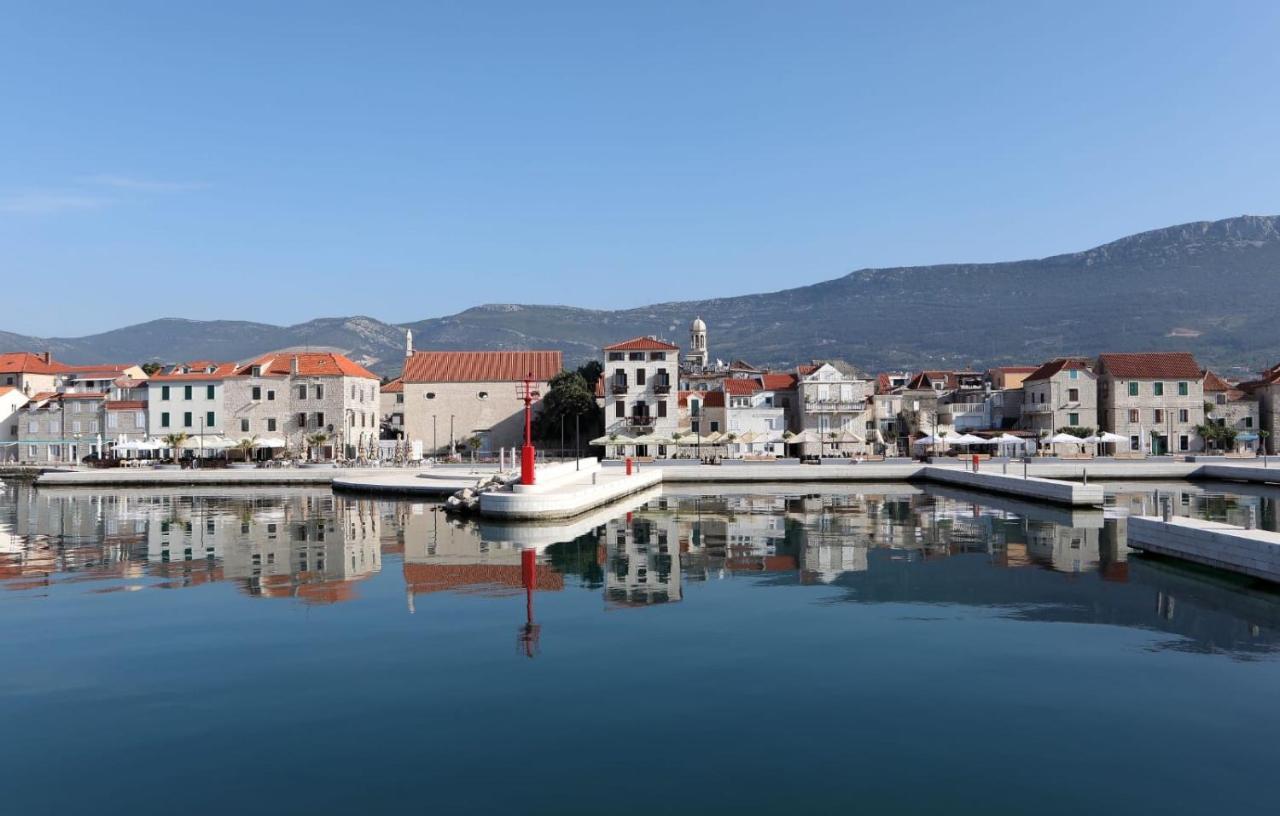 Studio Apartman Mihaella Kaštela Exterior foto